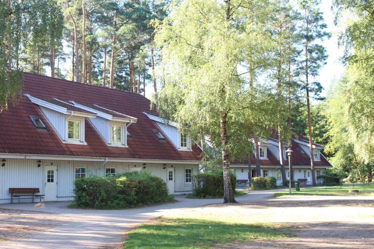 Martas Gaestehaeuser Gross Vaeter See Templin Zewnętrze zdjęcie